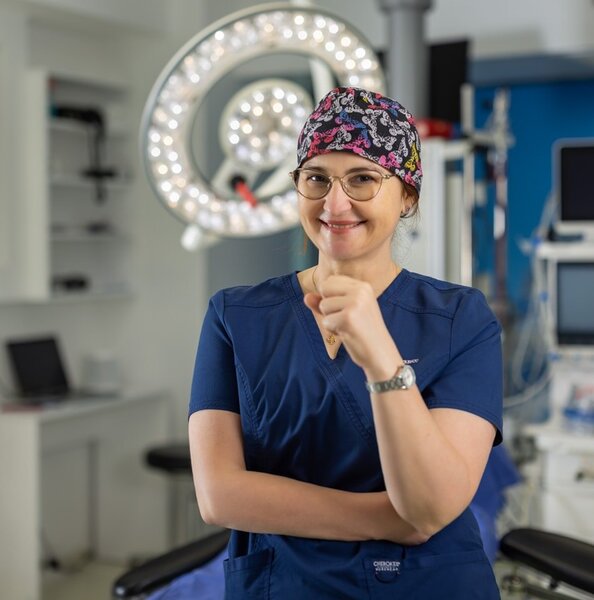 Dr. Ina Petrescu (Grace Clinic) - Chirurgie estetica